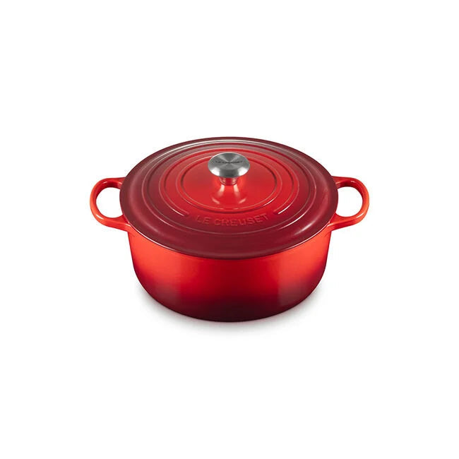 Le Creuset Signature Round Dutch Oven