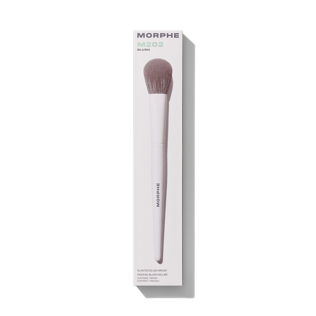 M202 Slanted Blush Brush