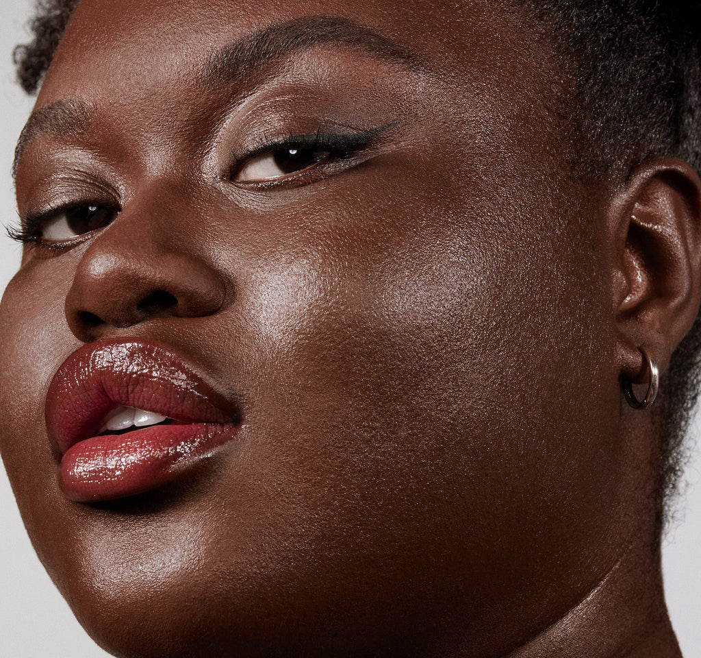 Lightform Extended Hydration Foundation