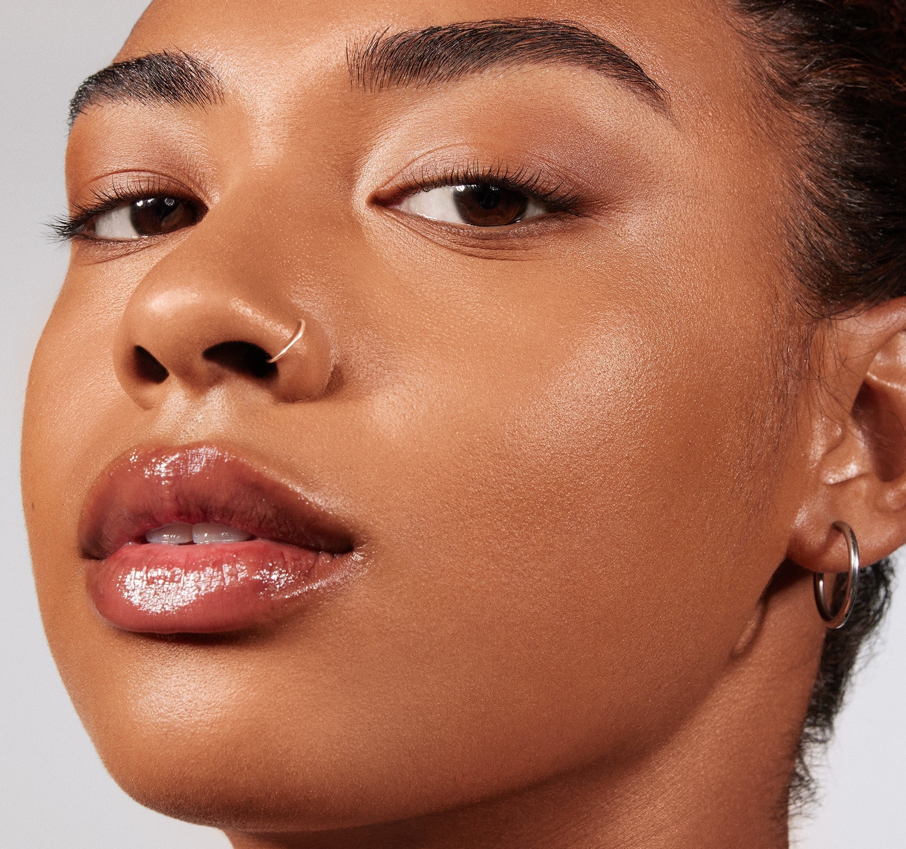 Lightform Extended Hydration Foundation