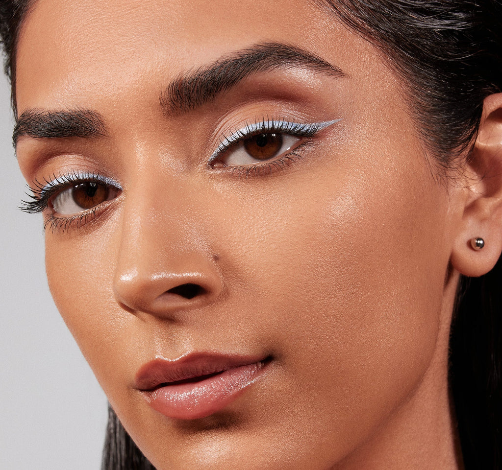 Lightform Extended Hydration Foundation